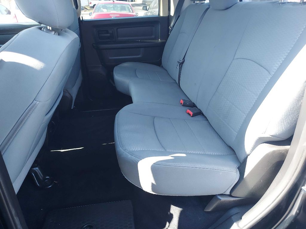 2013 RAM 1500 Image 18