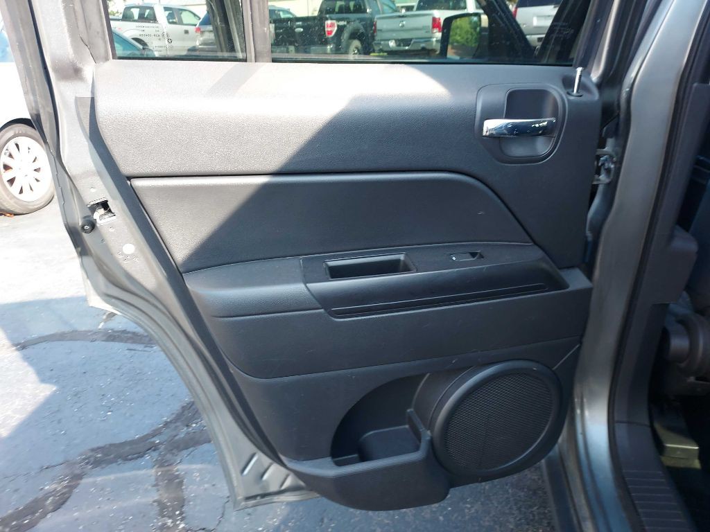 2014 Jeep Patriot Image 12