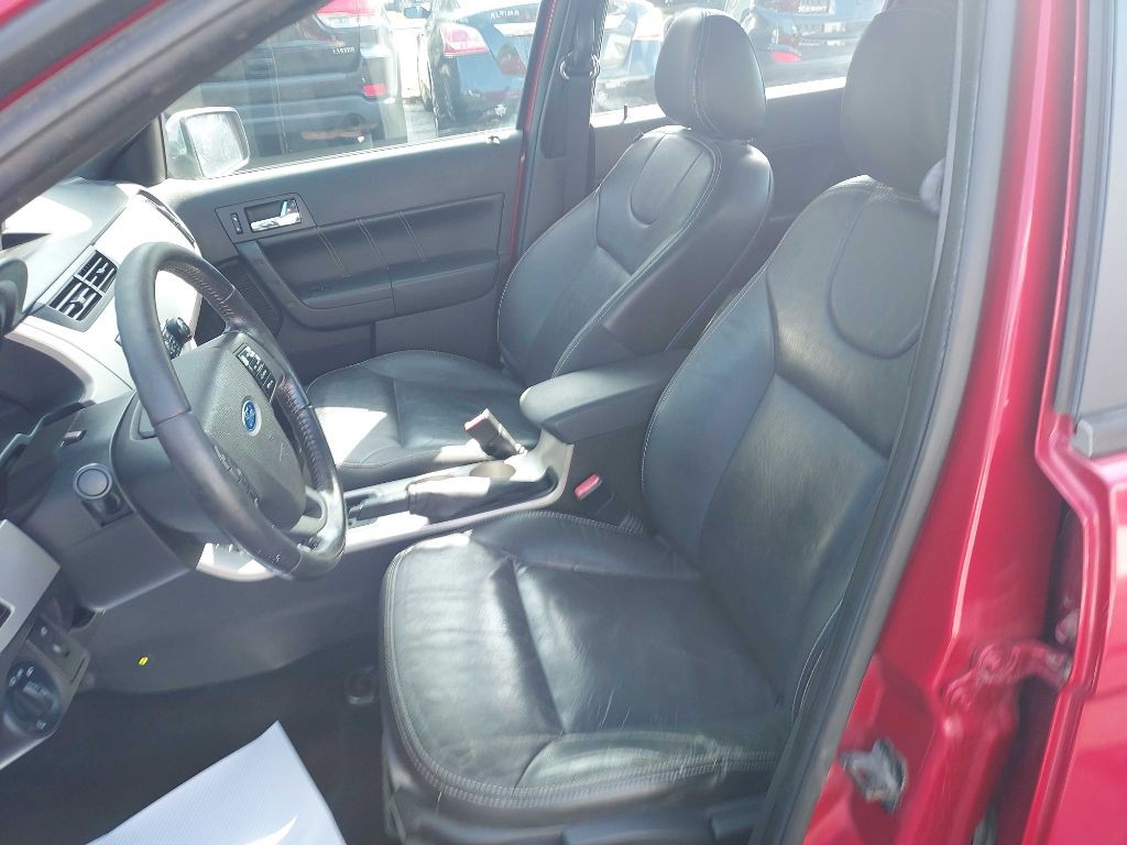 2009 Ford Focus Image 11