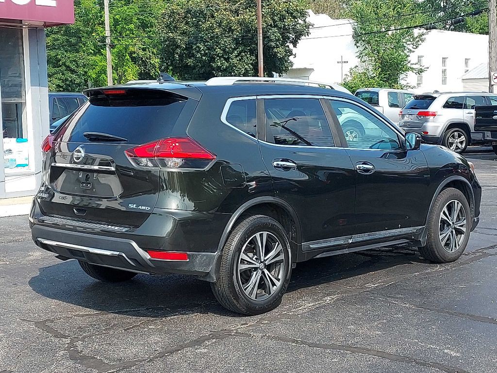 2017 Nissan Rogue Image 3