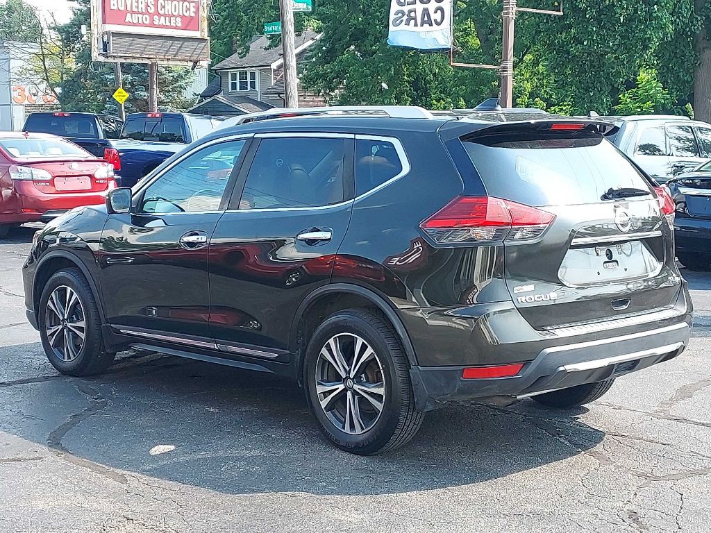 2017 Nissan Rogue Image 4