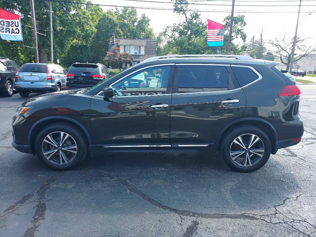2017 Nissan Rogue Image 8