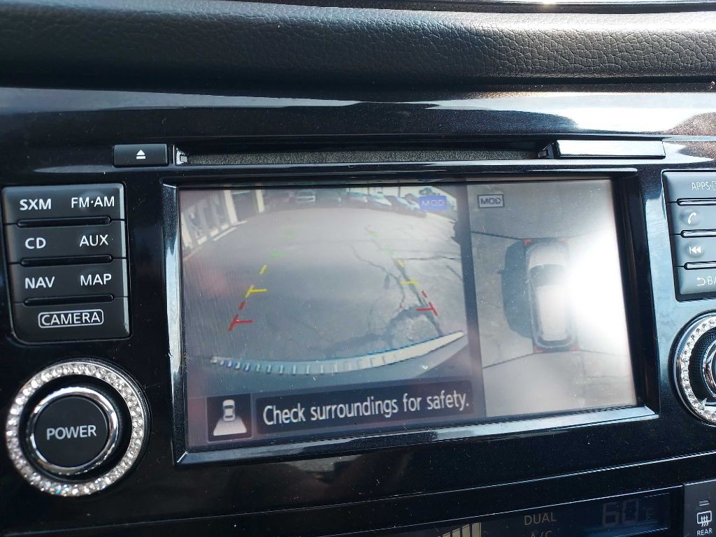 2017 Nissan Rogue Image 16