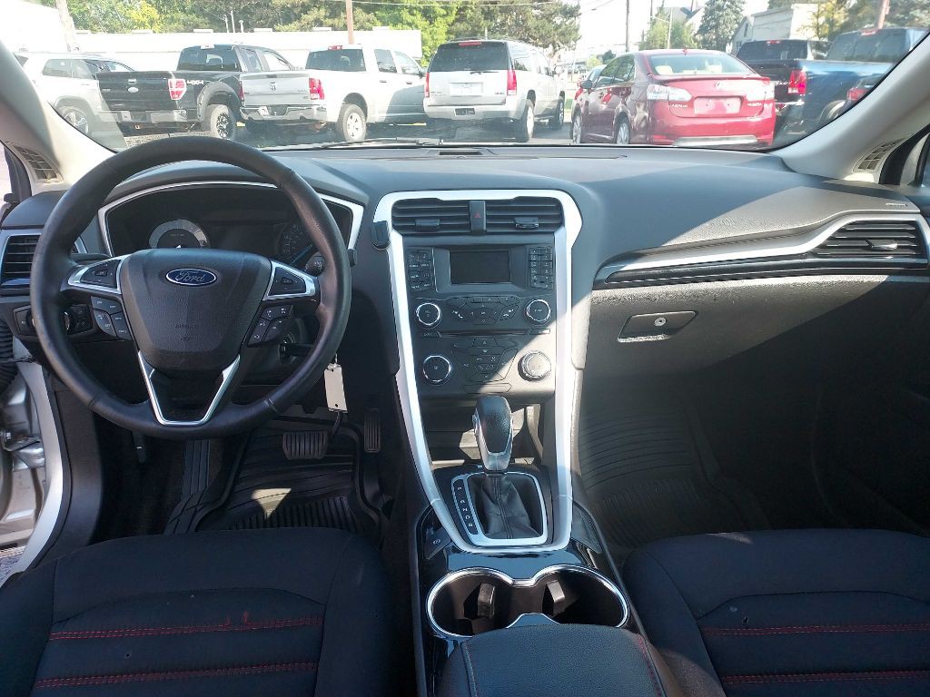 2015 Ford Fusion Image 13