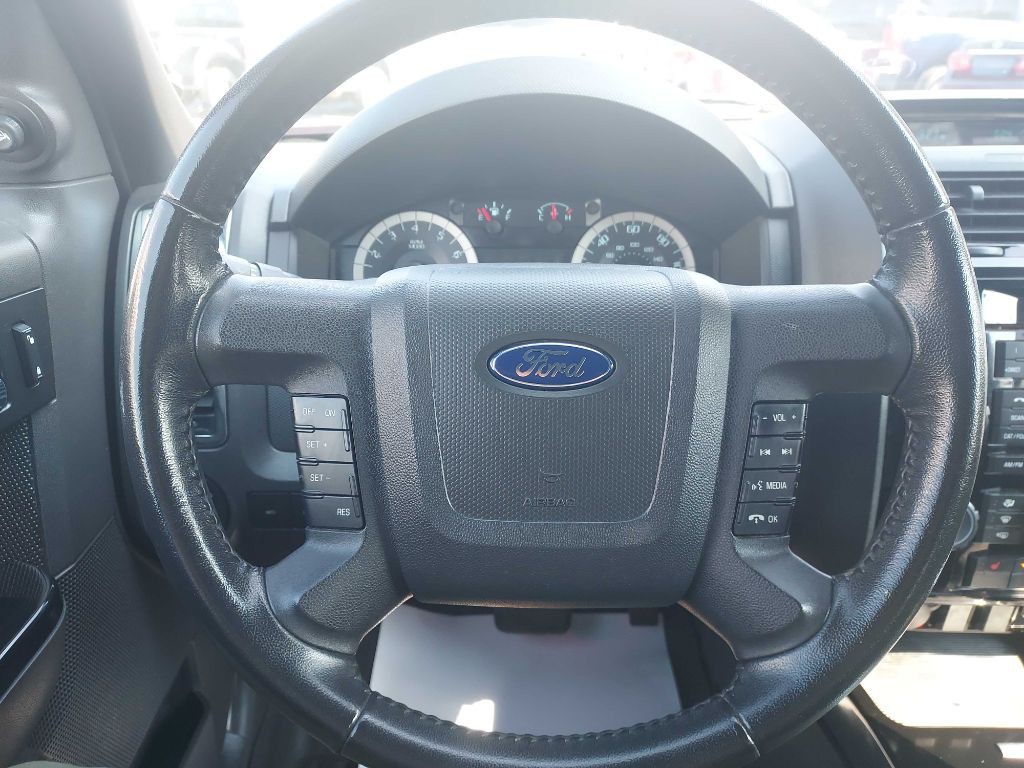 2011 Ford Escape Image 17