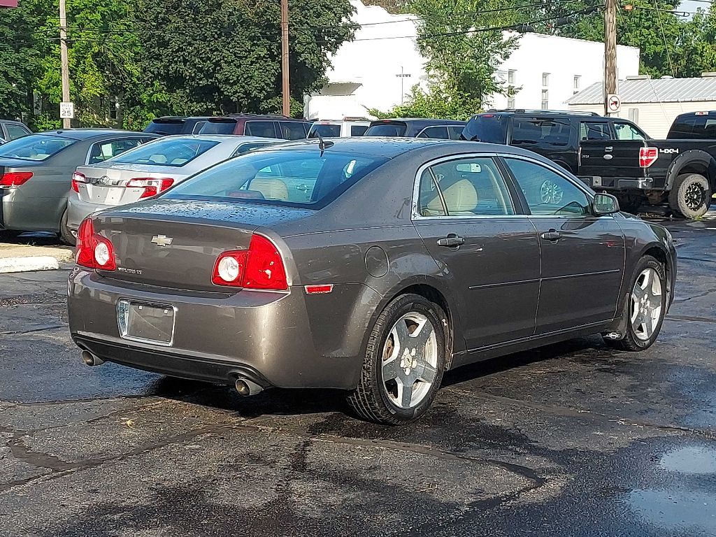 2010 Chevrolet Malibu Image 4