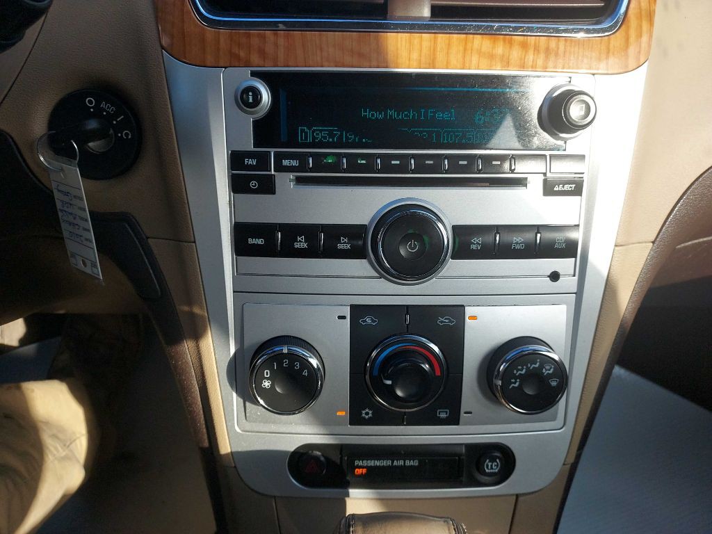 2010 Chevrolet Malibu Image 17