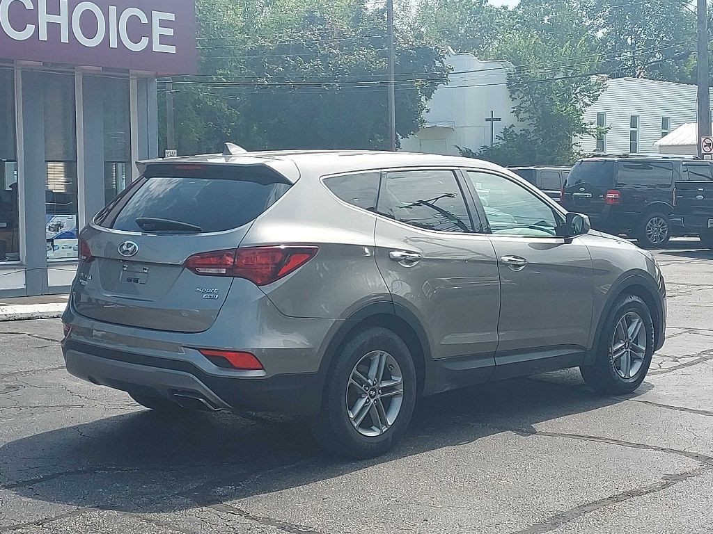 2017 Hyundai Santa Fe Sport Image 3