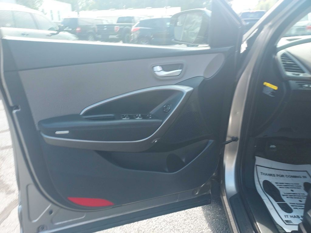 2017 Hyundai Santa Fe Sport Image 9