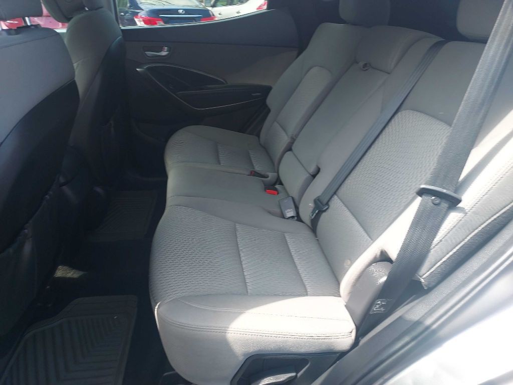 2017 Hyundai Santa Fe Sport Image 11