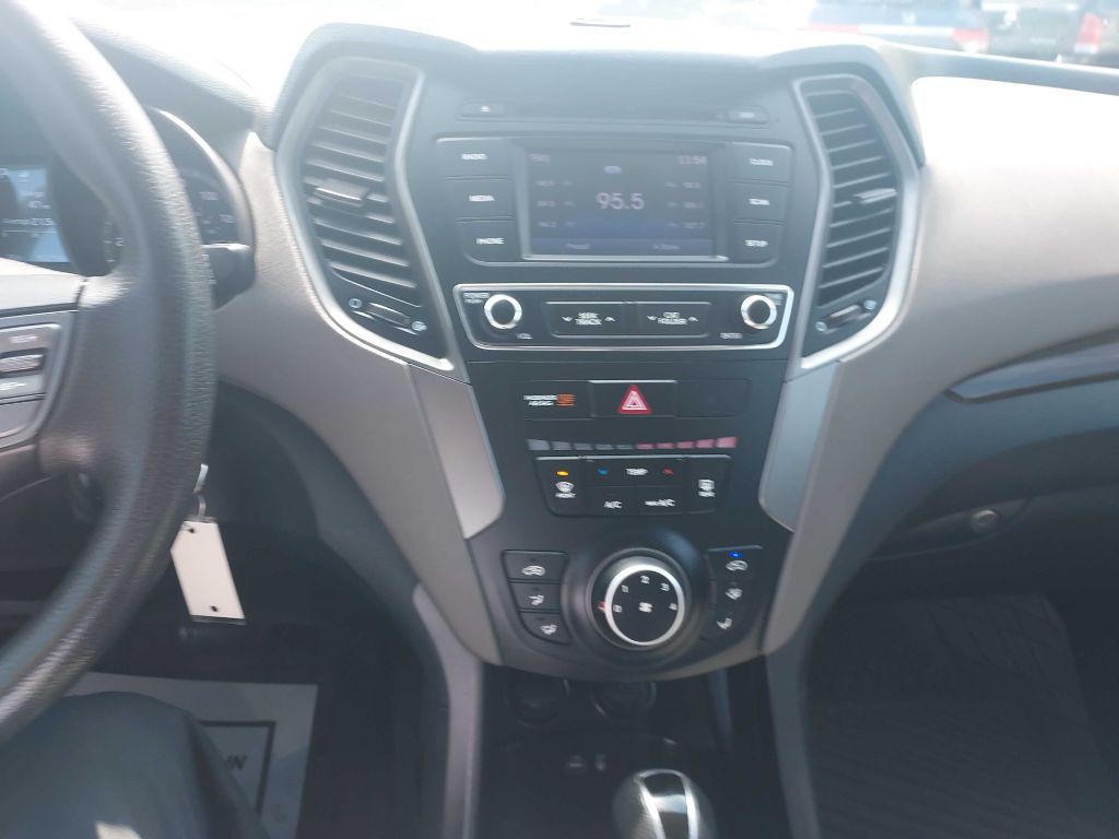 2017 Hyundai Santa Fe Sport Image 15