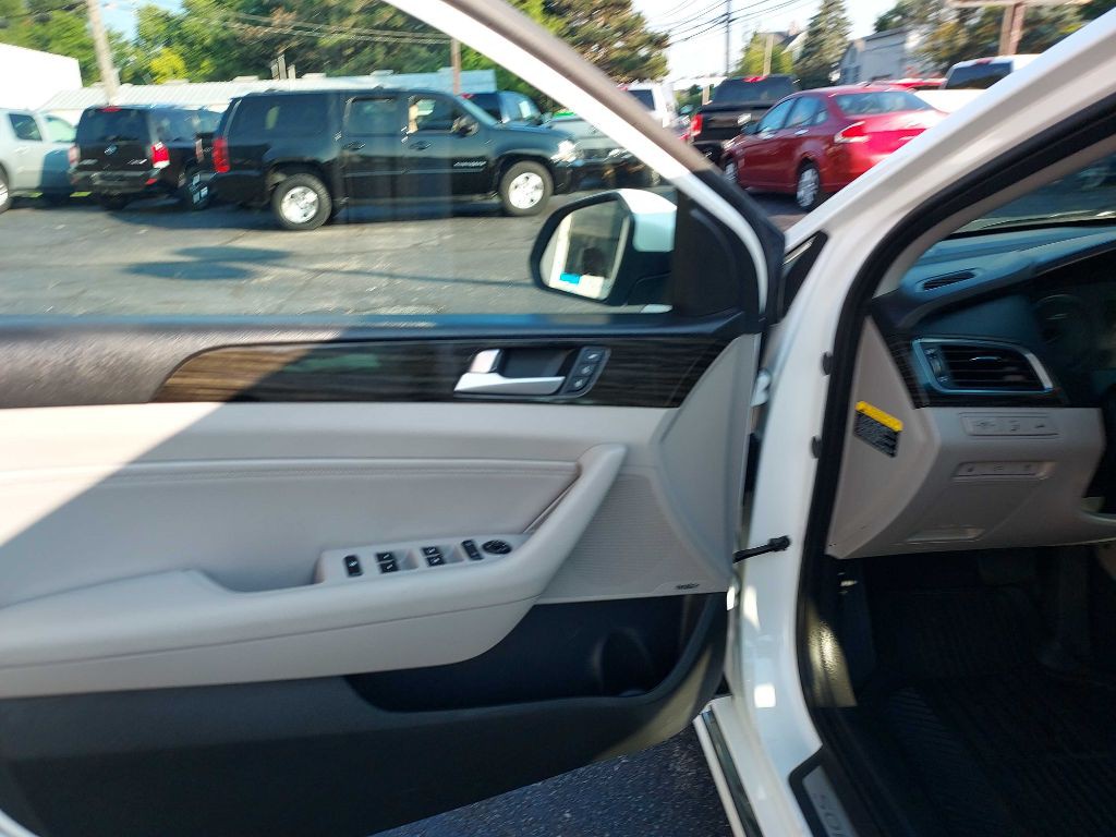 2017 Hyundai Sonata Image 11