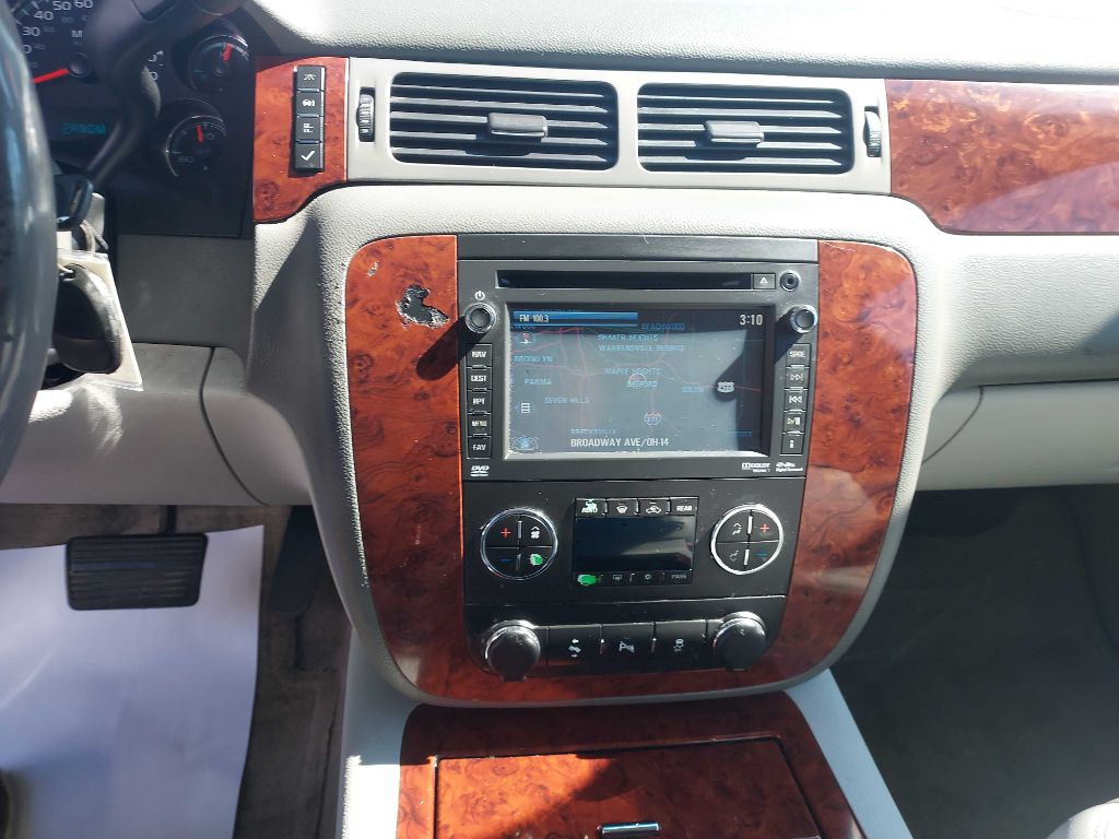 2014 Chevrolet Tahoe Image 17