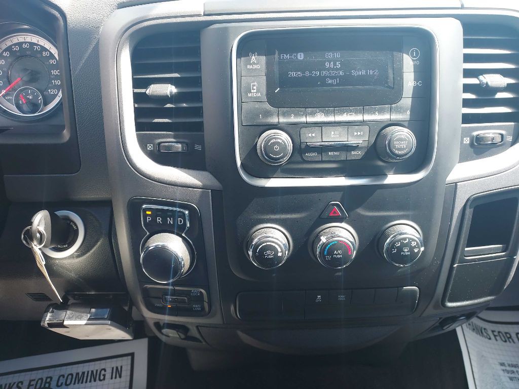 2014 RAM 1500 Image 13