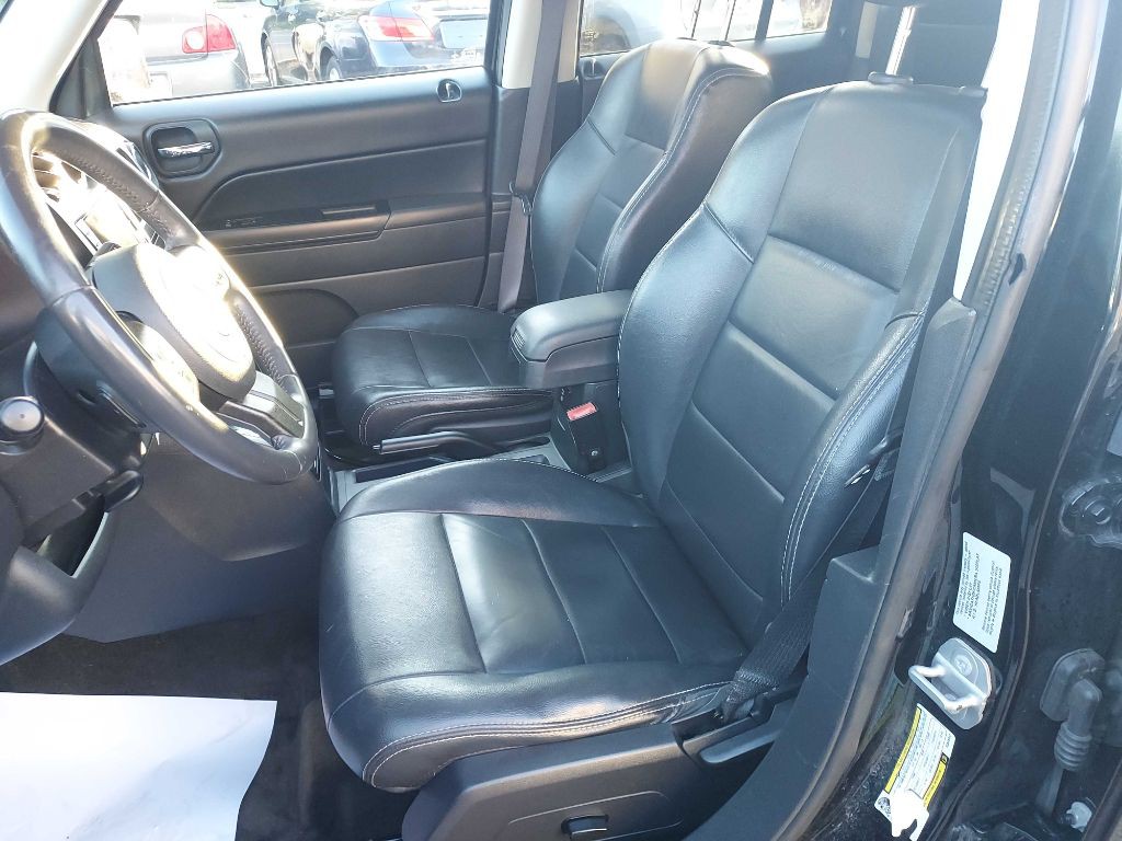 2016 Jeep Patriot Image 10