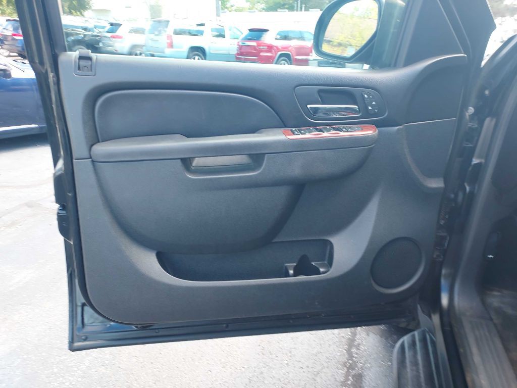 2012 GMC Yukon Image 9