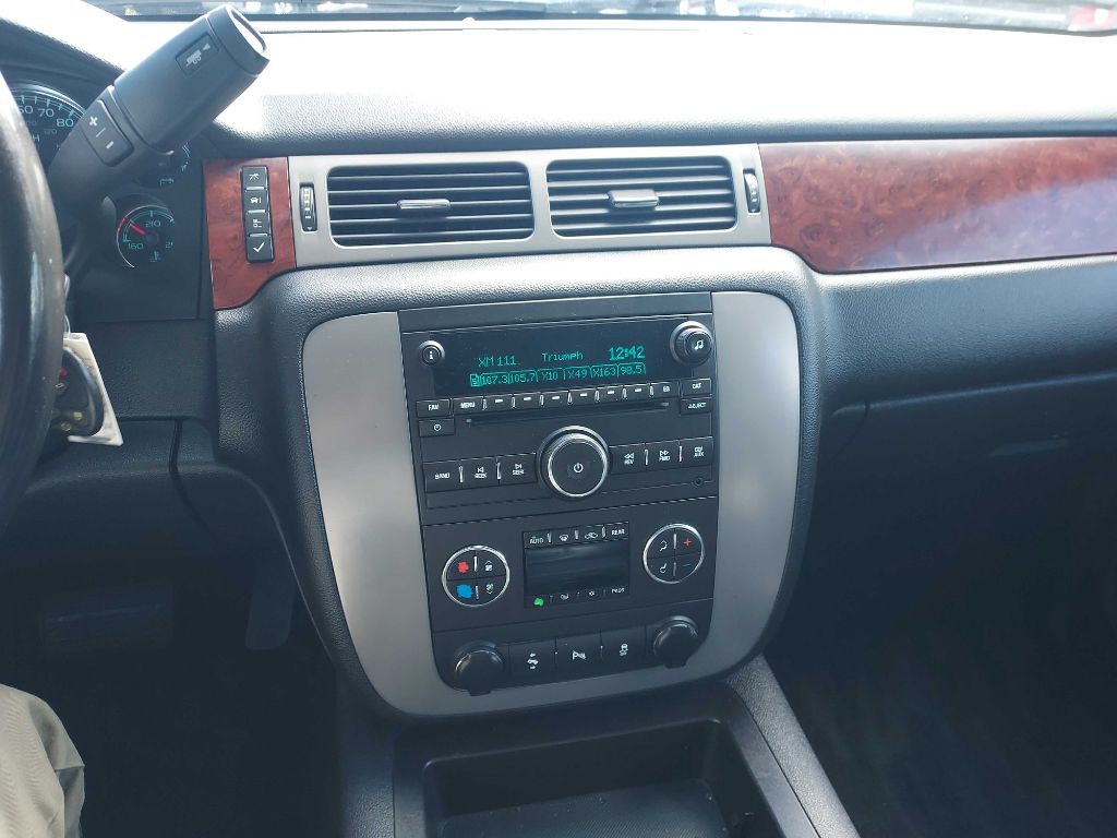 2012 GMC Yukon Image 17