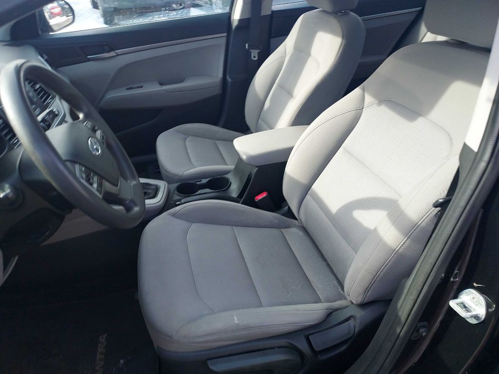 2018 Hyundai Elantra Image 7