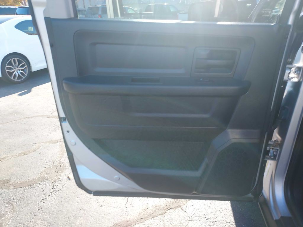 2012 Dodge Ram 1500 Image 11