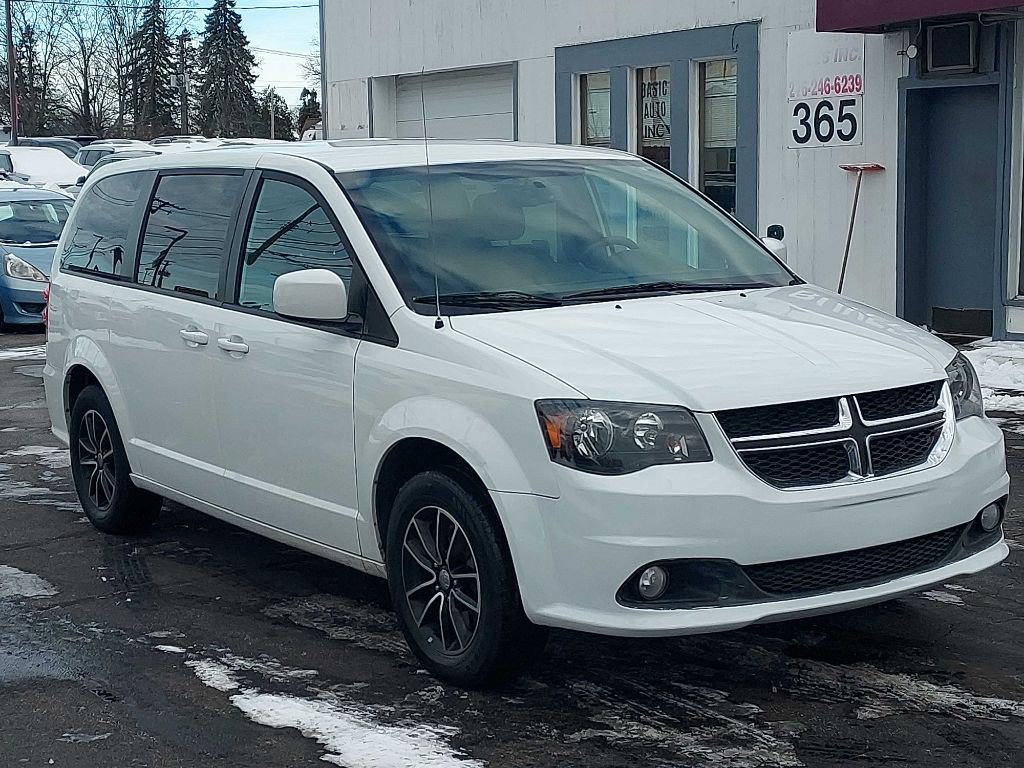 2018 Dodge Grand Caravan Image 1