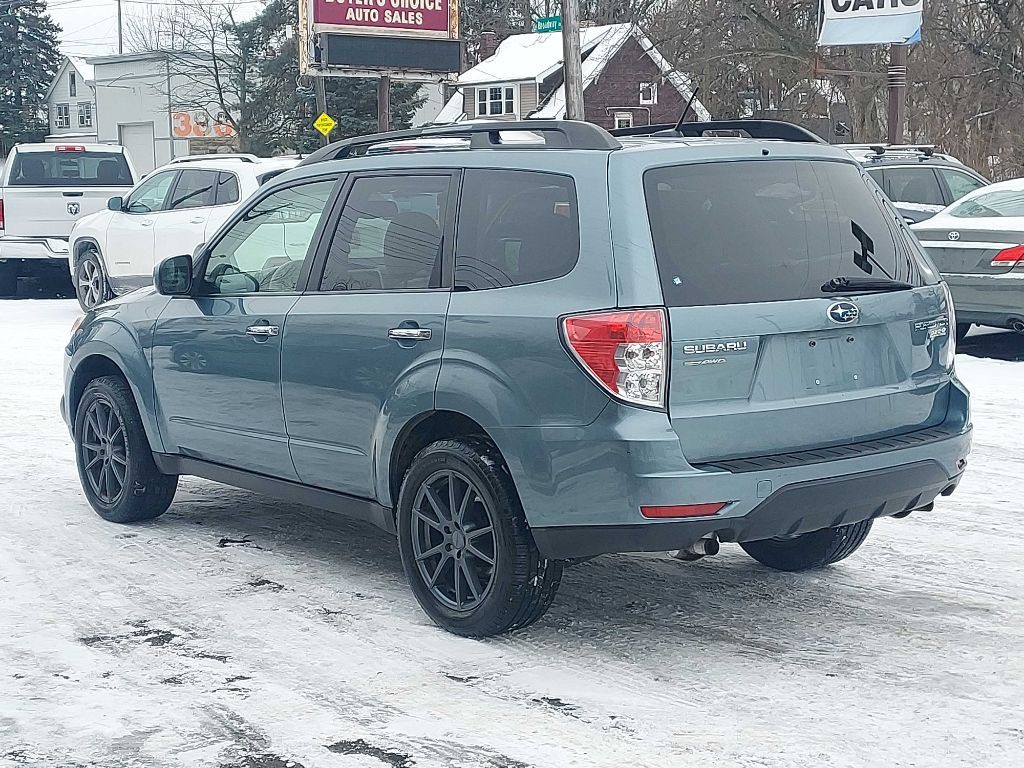 2013 Subaru Forester Image 3