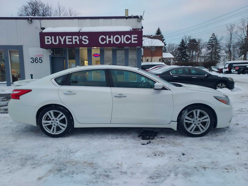 2016 Nissan Altima Image 7