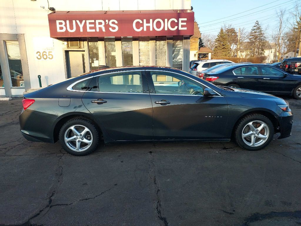 2017 Chevrolet Malibu Image 7