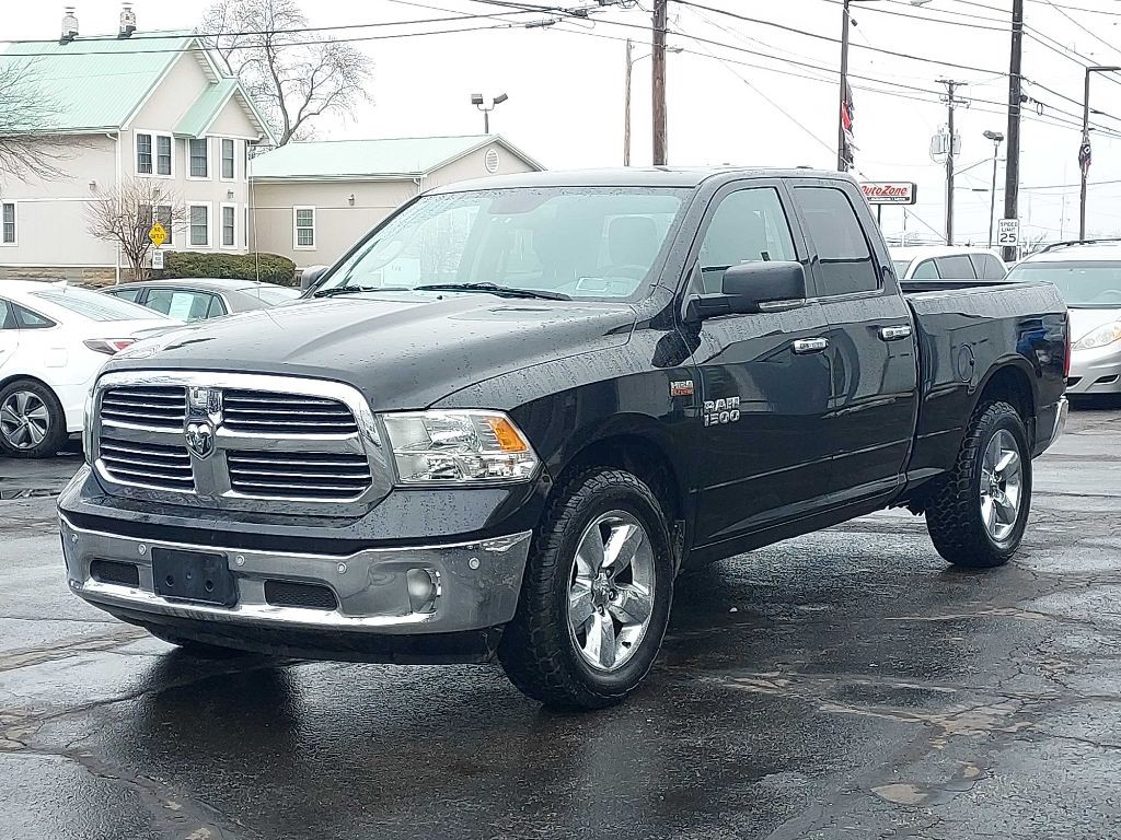 2014 RAM 1500 Image 2