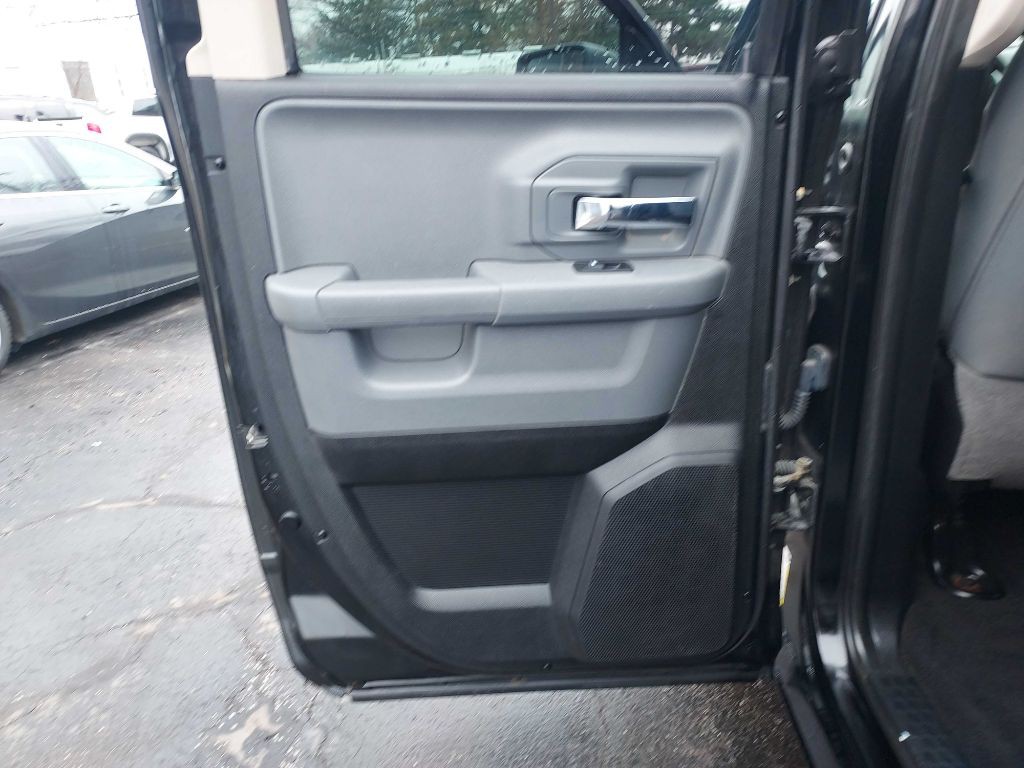 2014 RAM 1500 Image 12