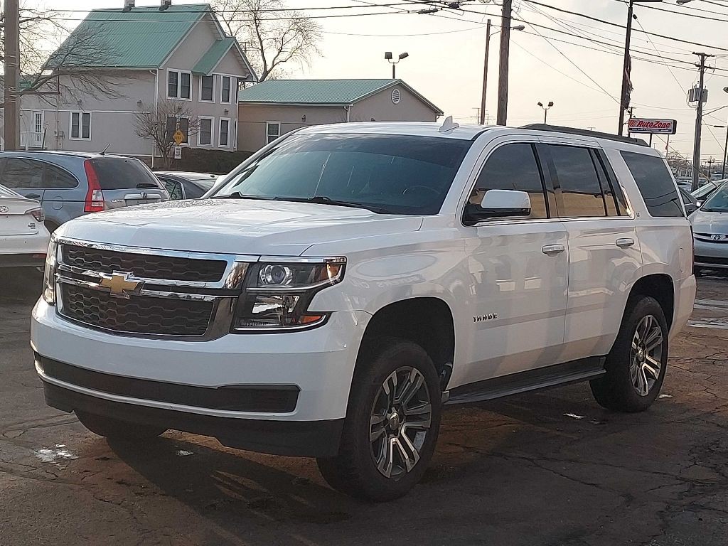 2015 Chevrolet Tahoe Image 2