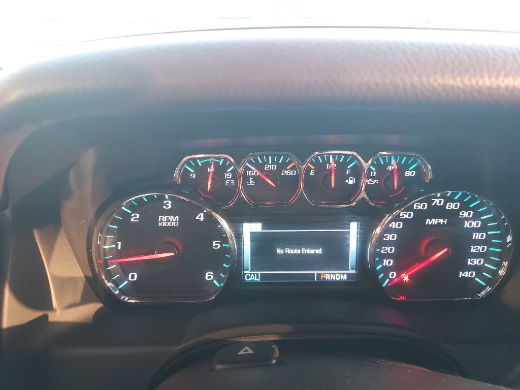 2015 Chevrolet Tahoe Image 17