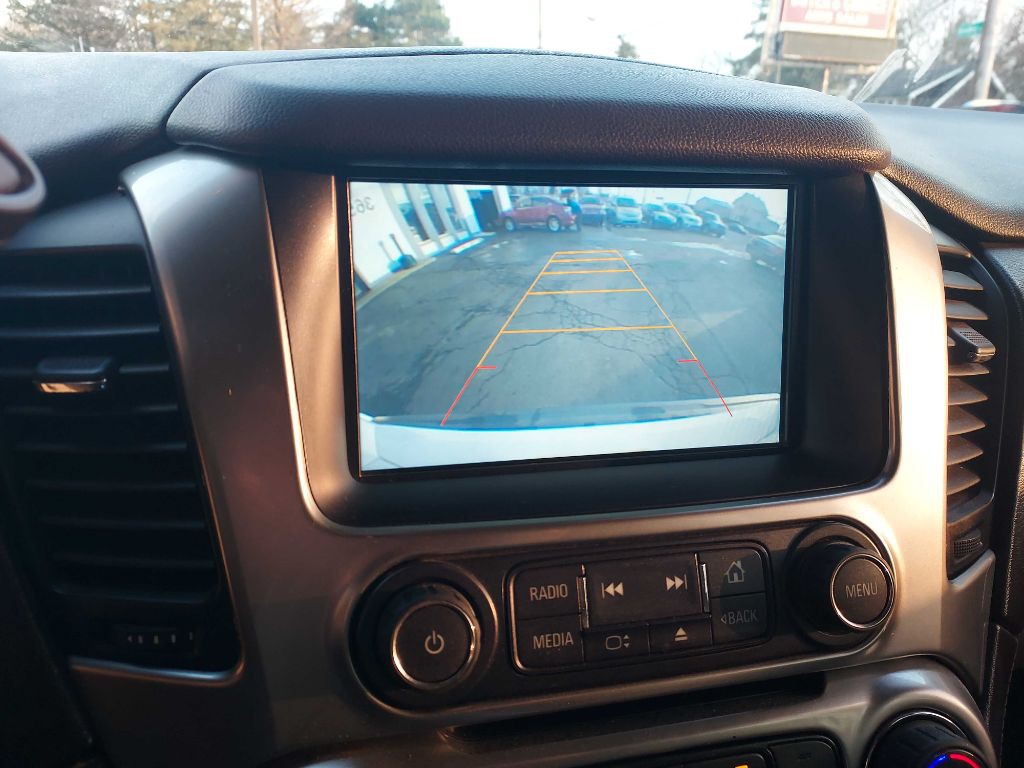 2015 Chevrolet Tahoe Image 18