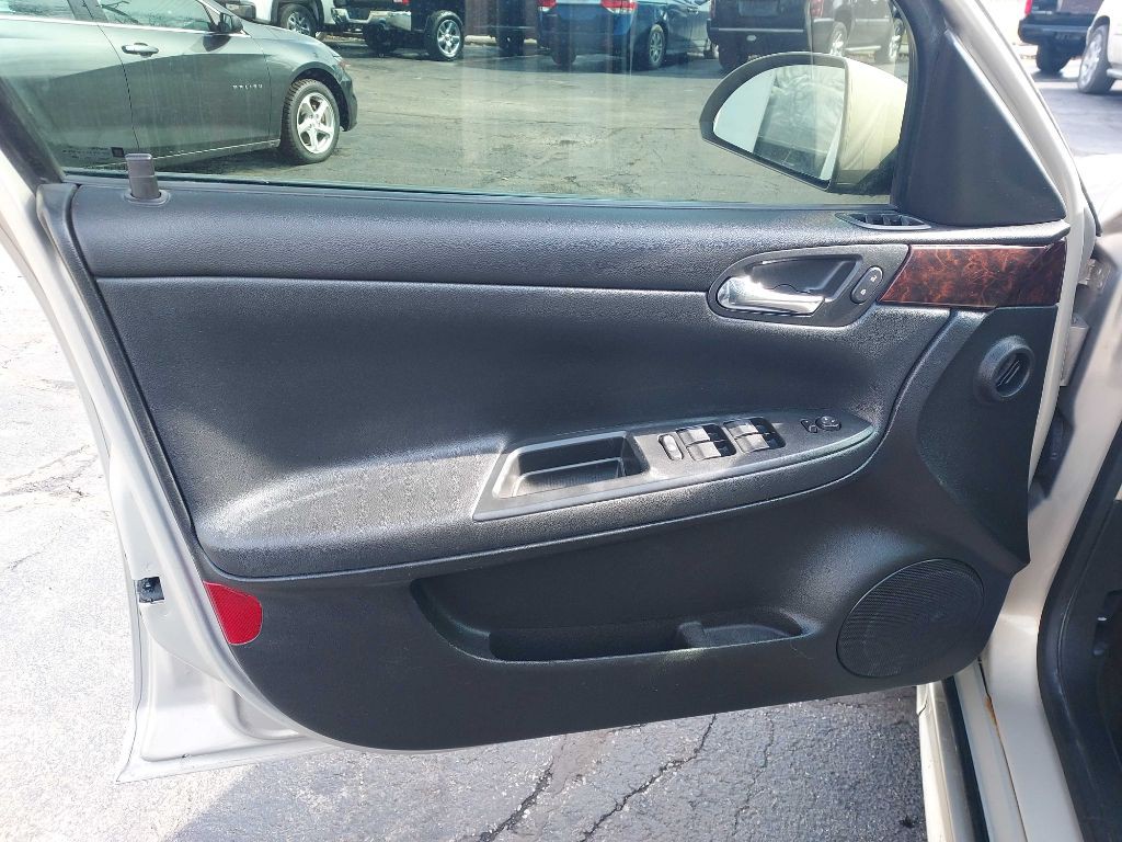 2012 Chevrolet Impala Image 9