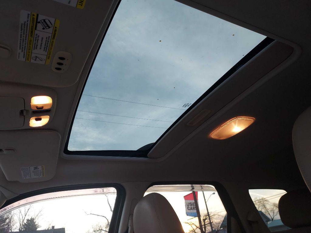 2011 Ford Escape Image 9