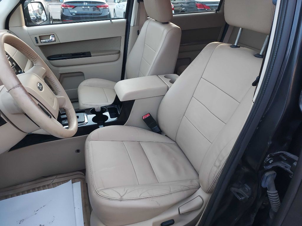 2011 Ford Escape Image 10