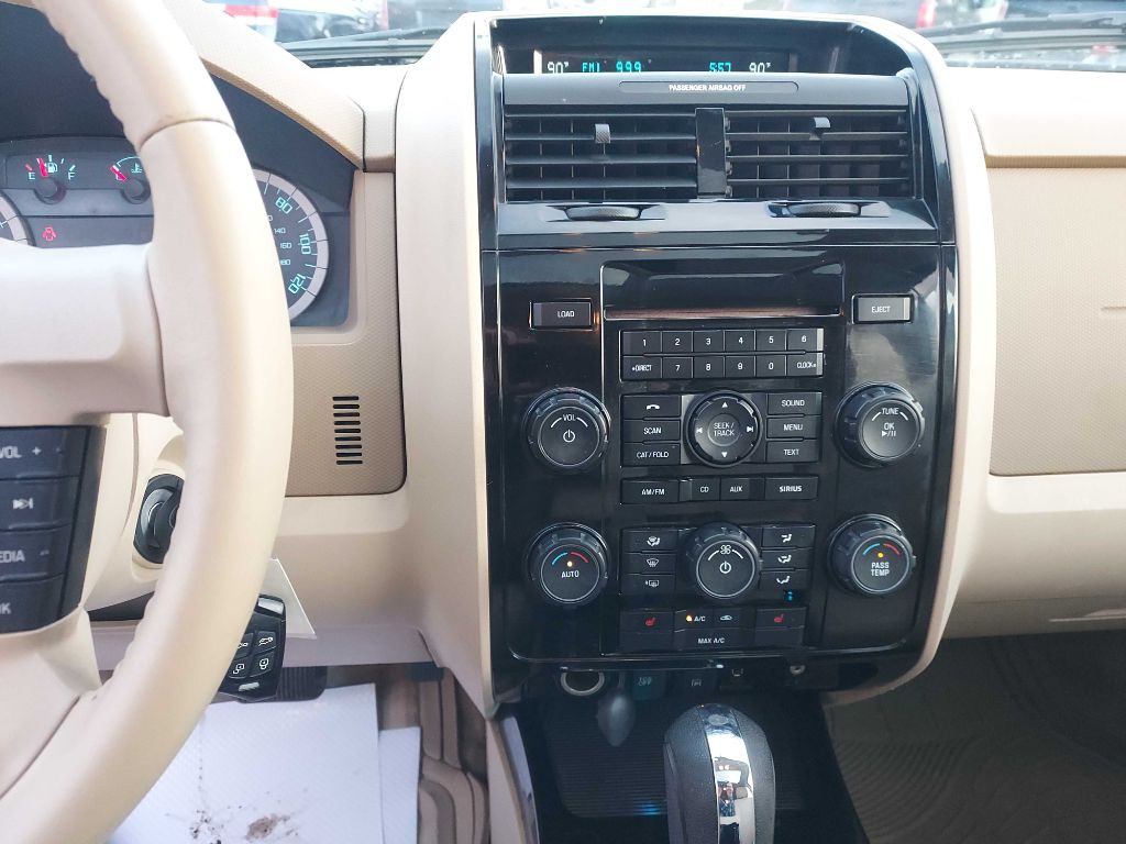 2011 Ford Escape Image 18