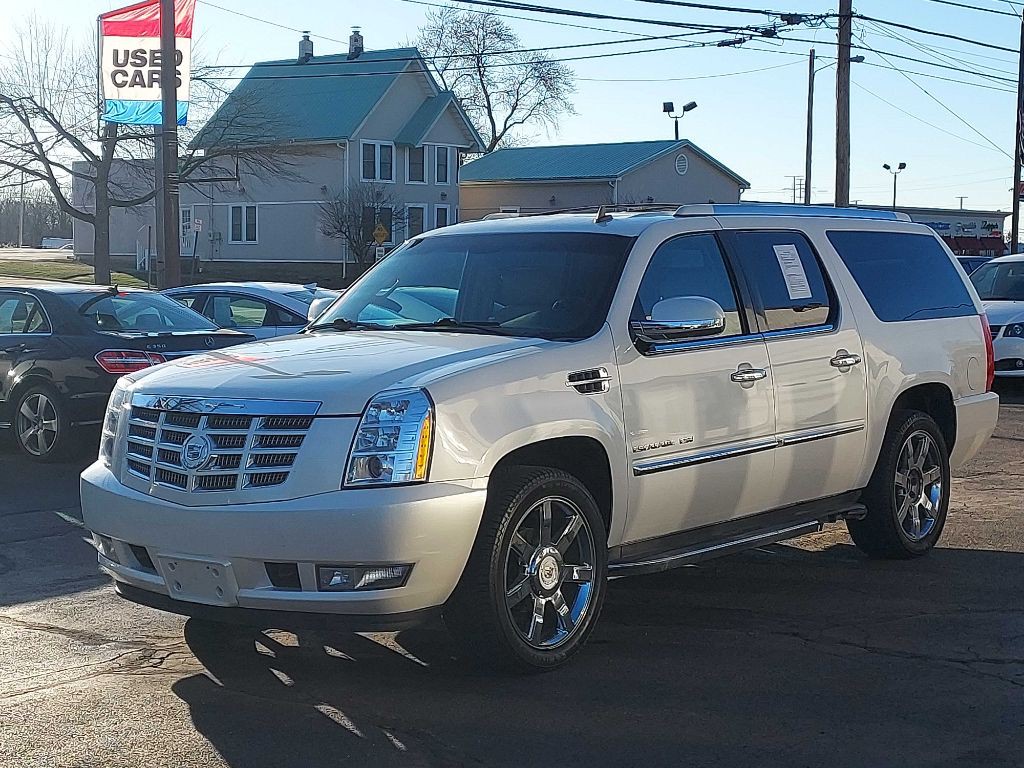 2011 Cadillac Escalade Image 1