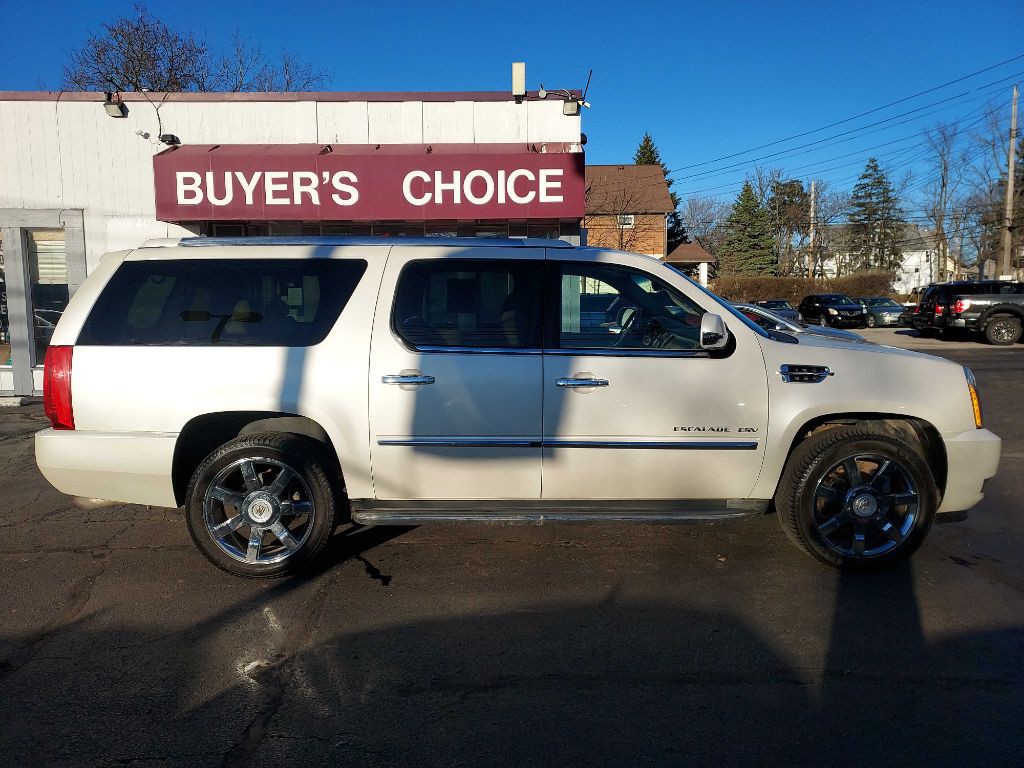 2011 Cadillac Escalade Image 7