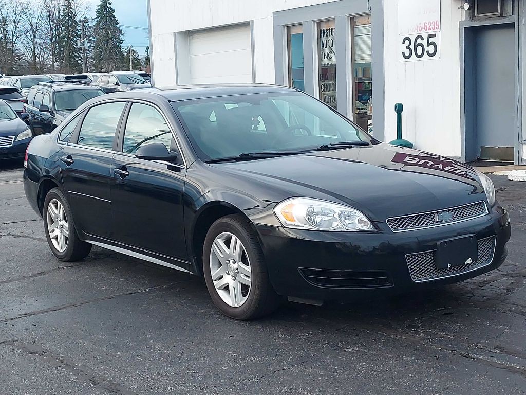 2016 Chevrolet Impala Image 2