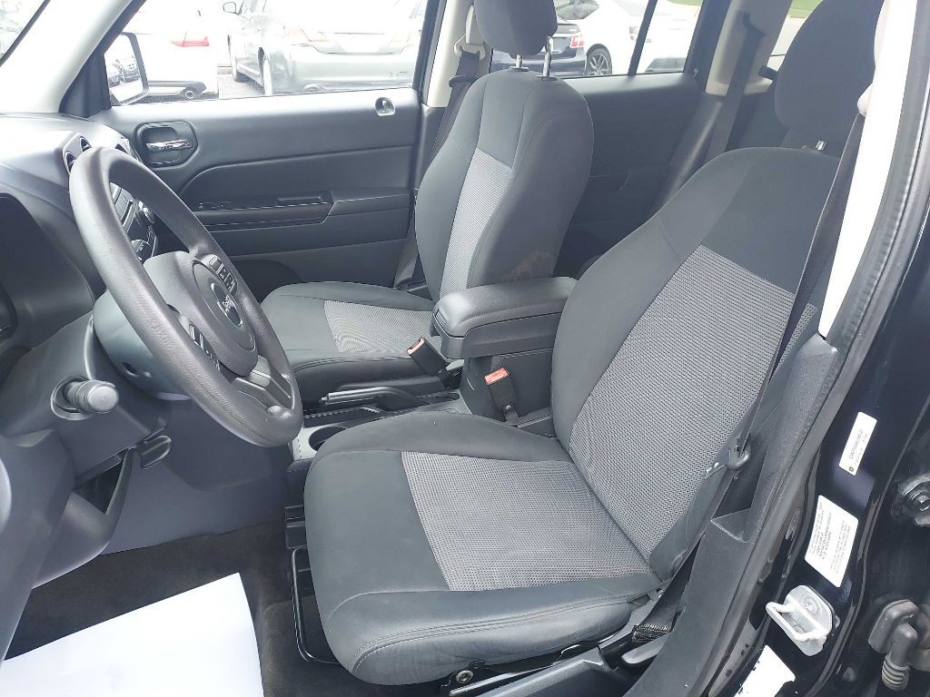 2014 Jeep Patriot Image 9