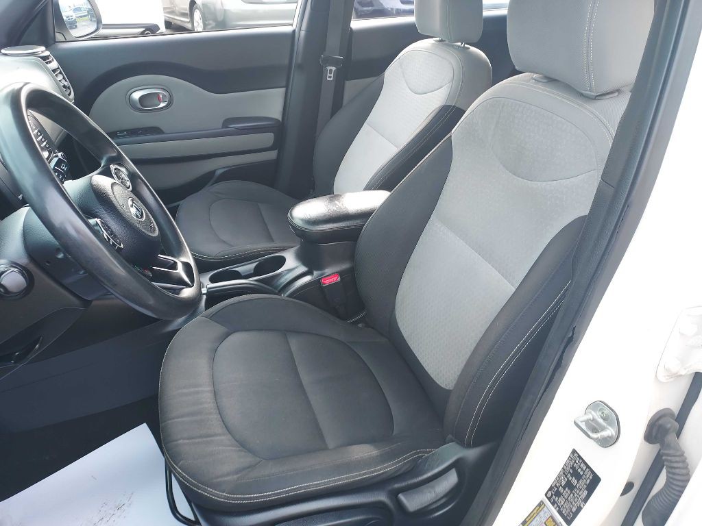 2015 Kia Soul Image 10
