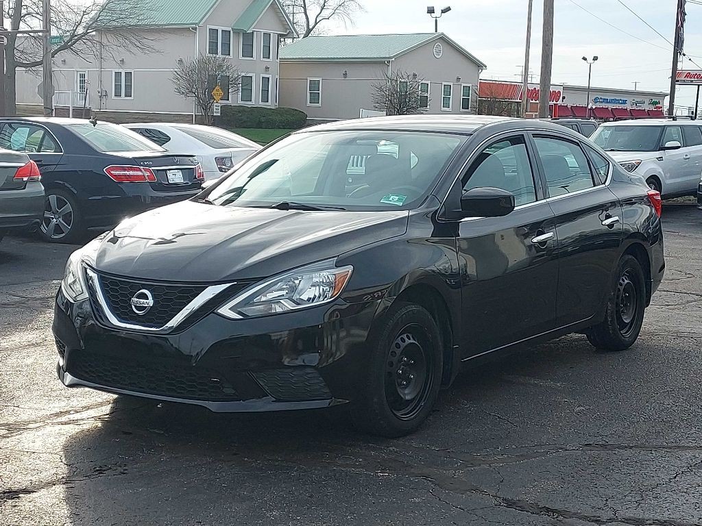 2016 Nissan Sentra Image 1