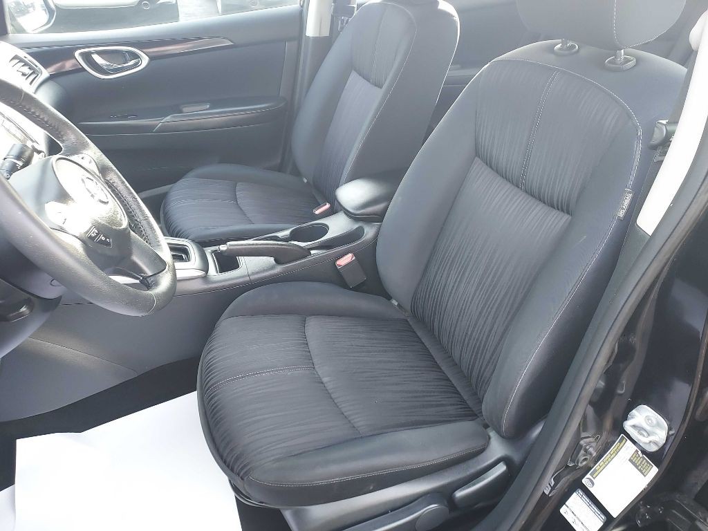 2016 Nissan Sentra Image 10