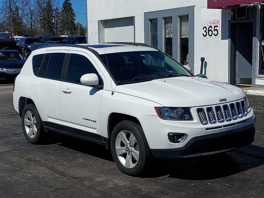 2016 Jeep Compass Image 2