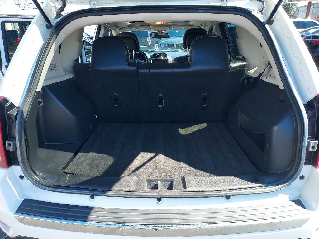 2016 Jeep Compass Image 14