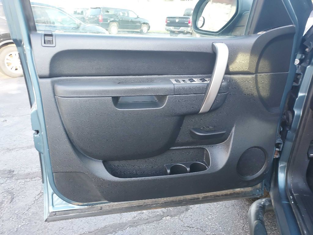 2010 GMC Sierra Image 11