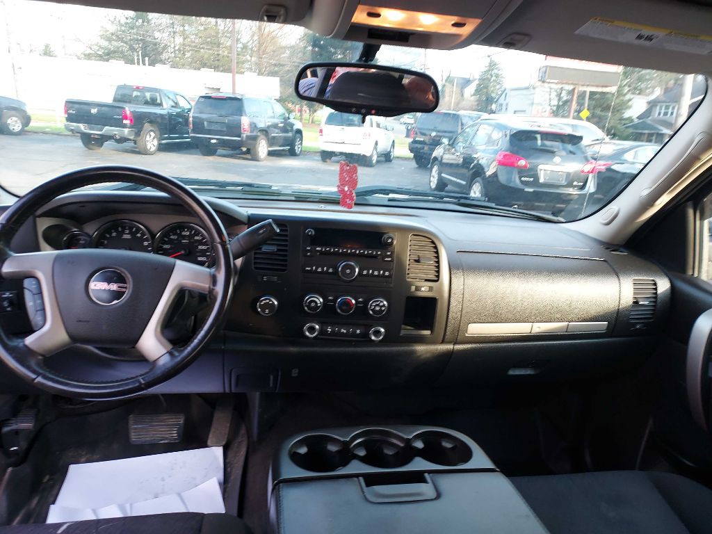 2010 GMC Sierra Image 13