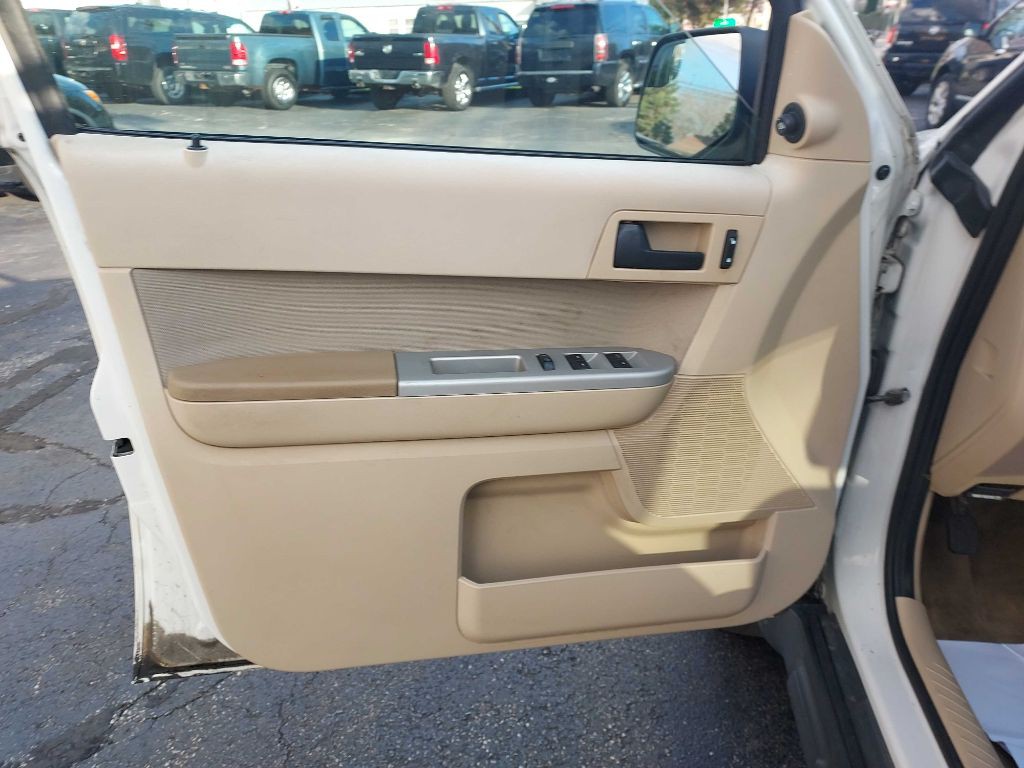 2012 Ford Escape Image 11