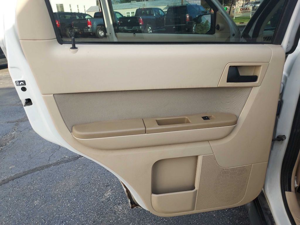2012 Ford Escape Image 12