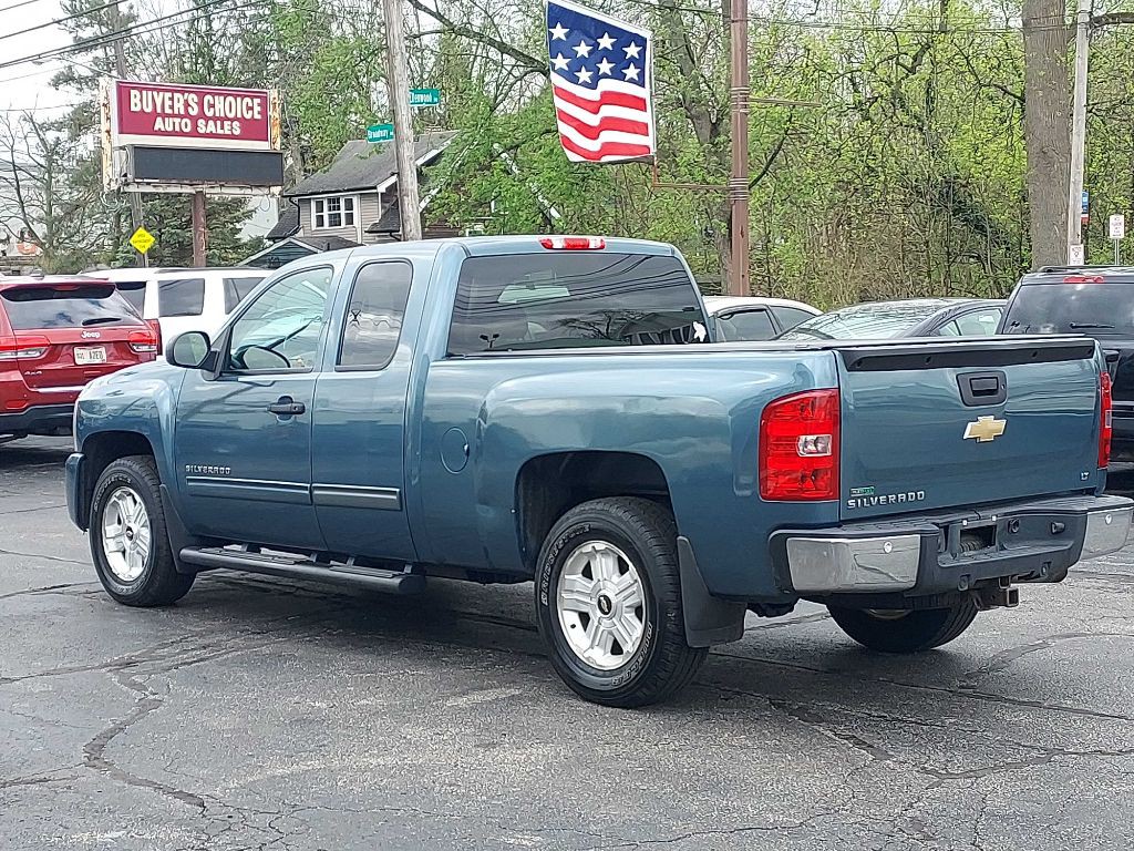 2011 Chevrolet Silverado 1500 Image 4